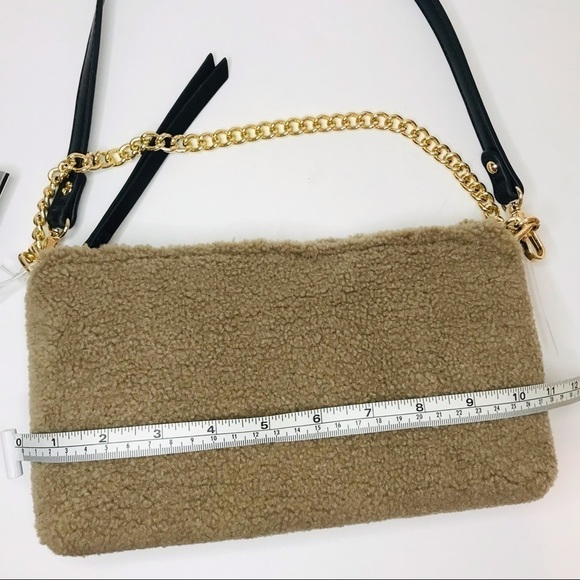 New! Like Dreams Demi Envelope Sherpa Faux Leather Gold Chain Mini Shoulder Bag - Picture 12 of 13